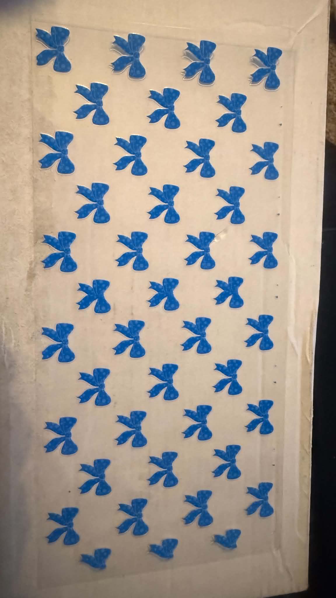 blue bows